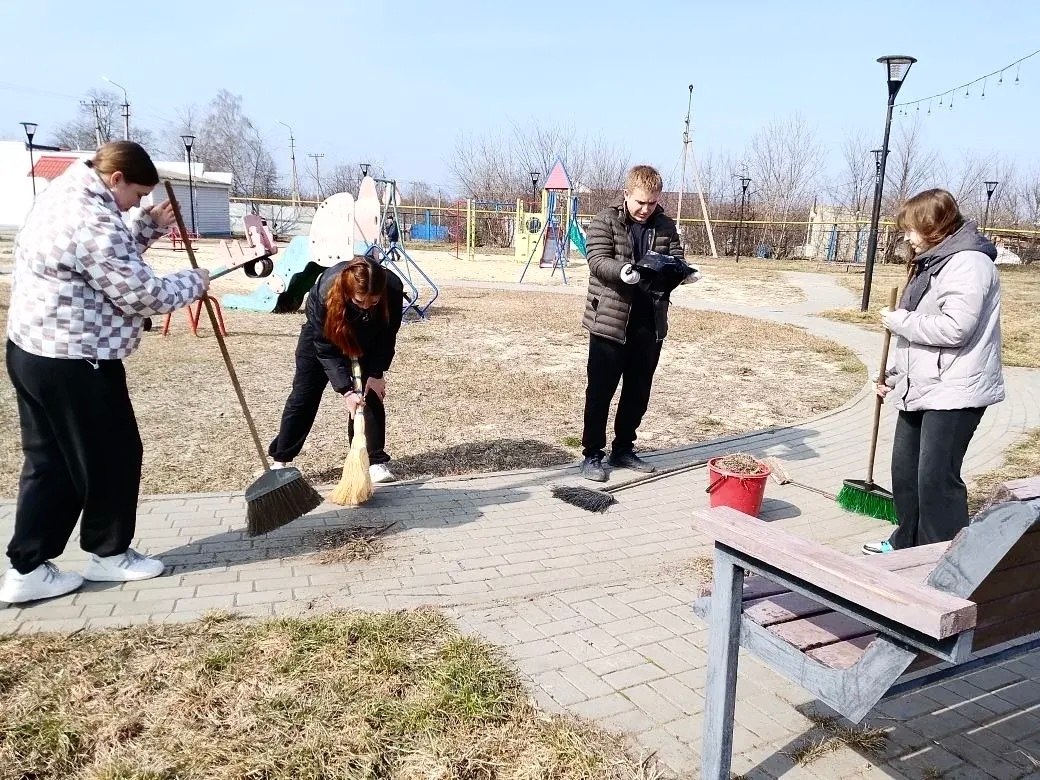 Ракитянские школьники присоединились к месячнику служения Белгородской области, объявленному губернатором Вячеславом Гладковым Ракитянские школьники присоединились к месячнику служения Белгородской области, объявленному губернатором Вячеславом Гладковым