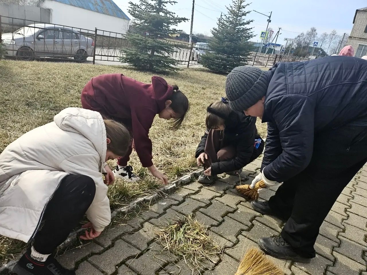 Ракитянские школьники присоединились к месячнику служения Белгородской области, объявленному губернатором Вячеславом Гладковым Ракитянские школьники присоединились к месячнику служения Белгородской области, объявленному губернатором Вячеславом Гладковым