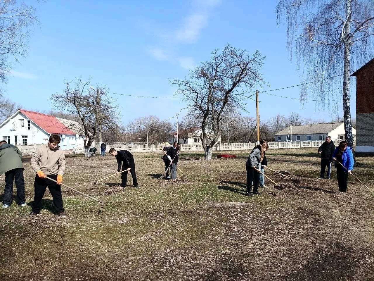 Ракитянские школьники присоединились к месячнику служения Белгородской области, объявленному губернатором Вячеславом Гладковым