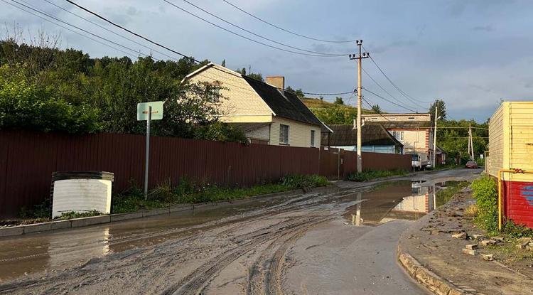 В мэрии Белгорода рассказали, как решить проблему со стоками на улице Донецкой