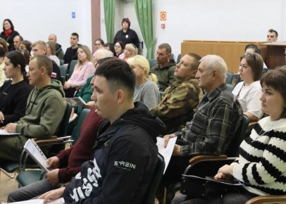 В Валуйках прошёл обучающий семинар по развитию предпринимательства для участников СВО и их семей