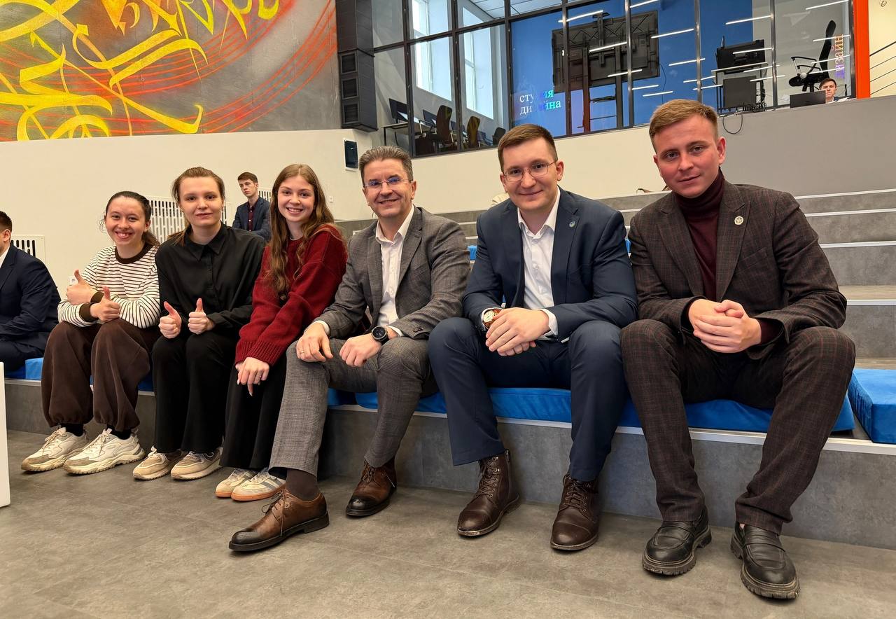 Выборы 360: молодежный акселератор избирательного процесса Выборы 360: молодежный акселератор избирательного процесса