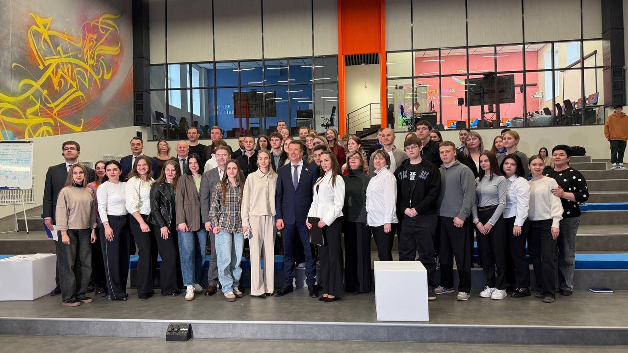 Выборы 360: молодежный акселератор избирательного процесса Выборы 360: молодежный акселератор избирательного процесса