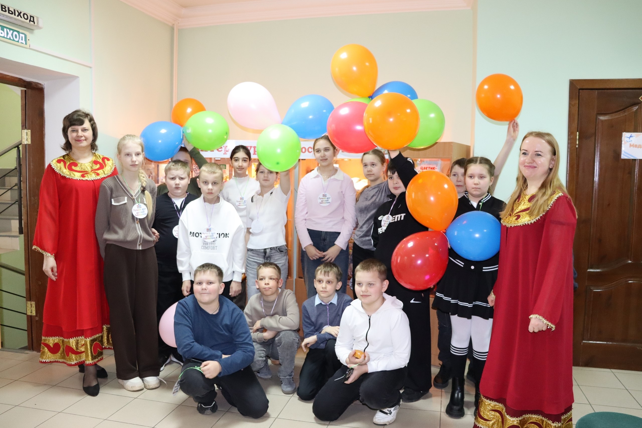 В Краснояружском округе стартовала Всероссийская просветительская акция «Неделя детской книги», которая посвящена Году единства народов России В Краснояружском округе стартовала Всероссийская просветительская акция «Неделя детской книги», которая посвящена Году единства народов России