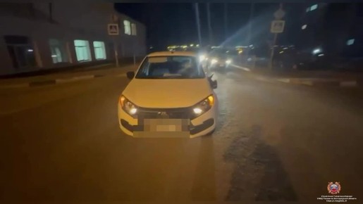 19-летний парень попал под колёса авто в Старом Осколе, когда переходил дорогу в неположенном месте