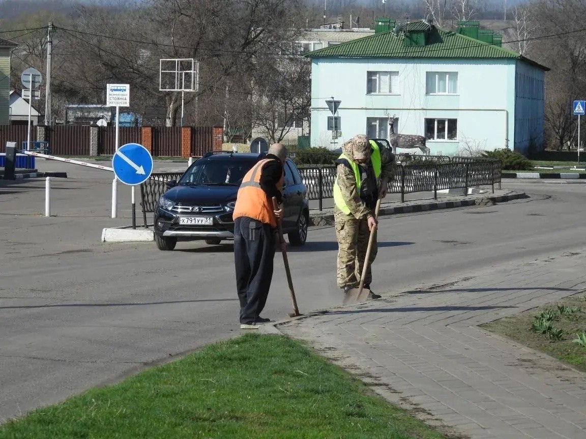 Татьяна Киричкова: Продолжаем приводить в порядок территорию нашего округа Татьяна Киричкова: Продолжаем приводить в порядок территорию нашего округа