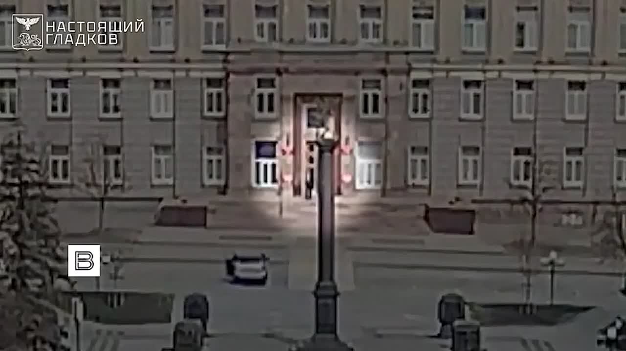 Момент удара террористов Зеленского по зданию правительства Белгородской области