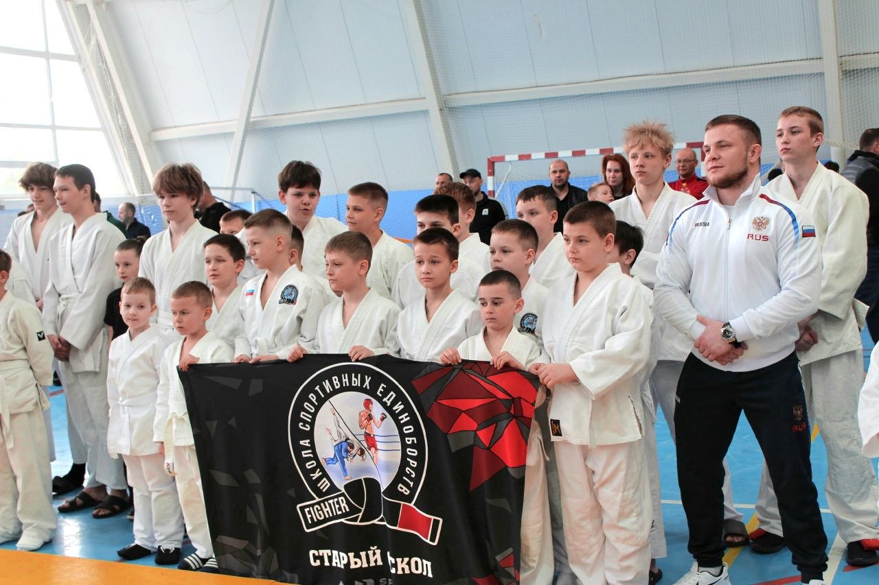 Андрей Миськов: Наш округ принимал участников турнира по армейскому рукопашному бою Белгородской области, посвящённого памяти бойцов СГУП «Орлан», погибших при выполнении боевых задач Андрей Миськов: Наш округ принимал участников турнира по армейскому рукопашному бою Белгородской области, посвящённого памяти бойцов СГУП «Орлан», погибших при выполнении боевых задач