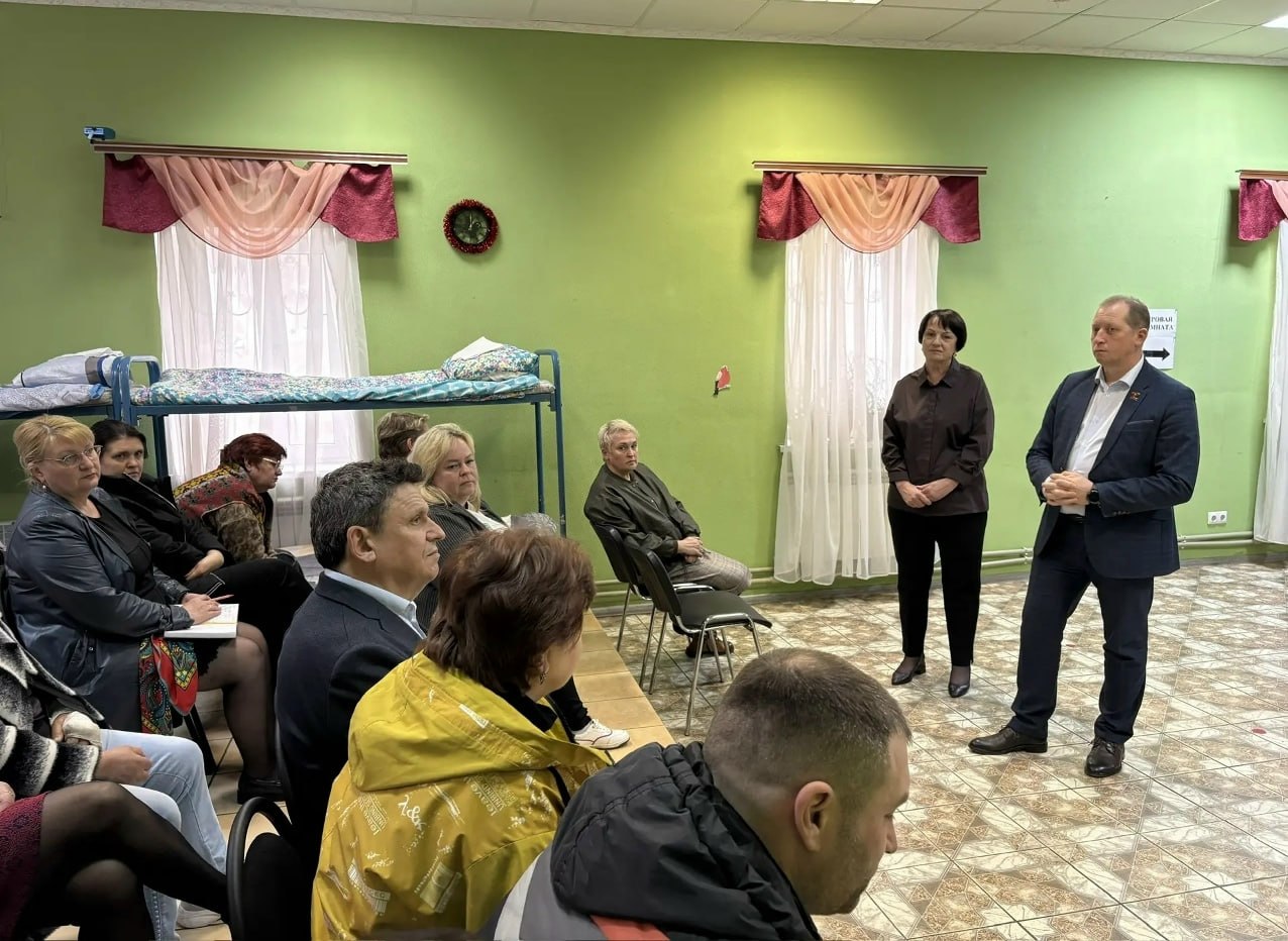 Диалог парламентариев с жителями муниципальных образований региона Диалог парламентариев с жителями муниципальных образований региона