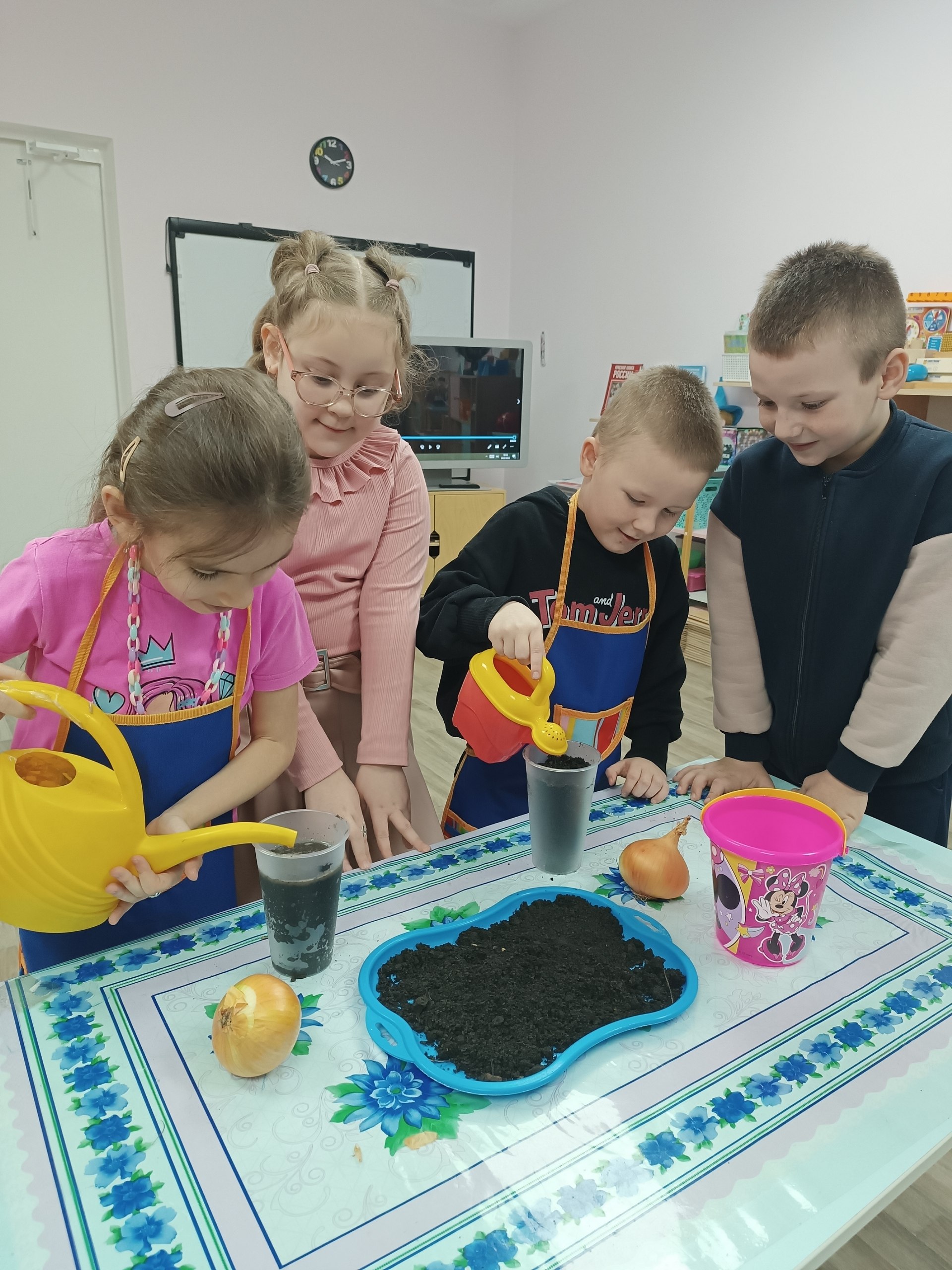 В дошкольных учреждениях нашего округа реализуется системная профориентационная работа в рамках нацпроекта «Молодёжь и дети» В дошкольных учреждениях нашего округа реализуется системная профориентационная работа в рамках нацпроекта «Молодёжь и дети»