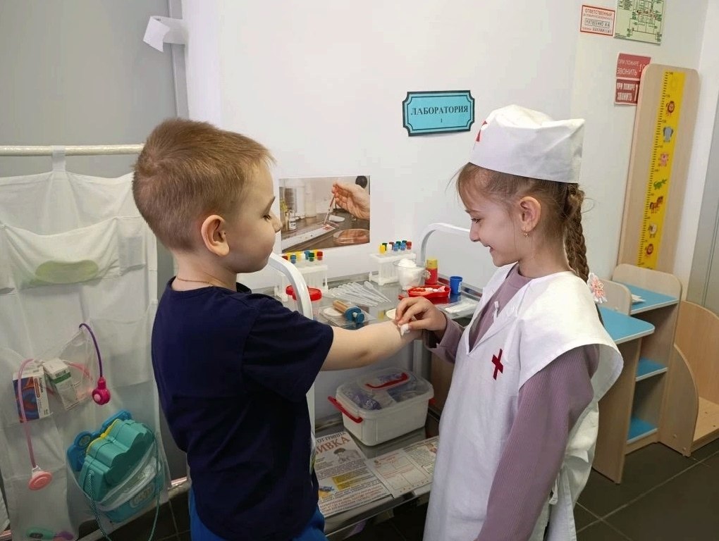 В дошкольных учреждениях нашего округа реализуется системная профориентационная работа в рамках нацпроекта «Молодёжь и дети» В дошкольных учреждениях нашего округа реализуется системная профориентационная работа в рамках нацпроекта «Молодёжь и дети»