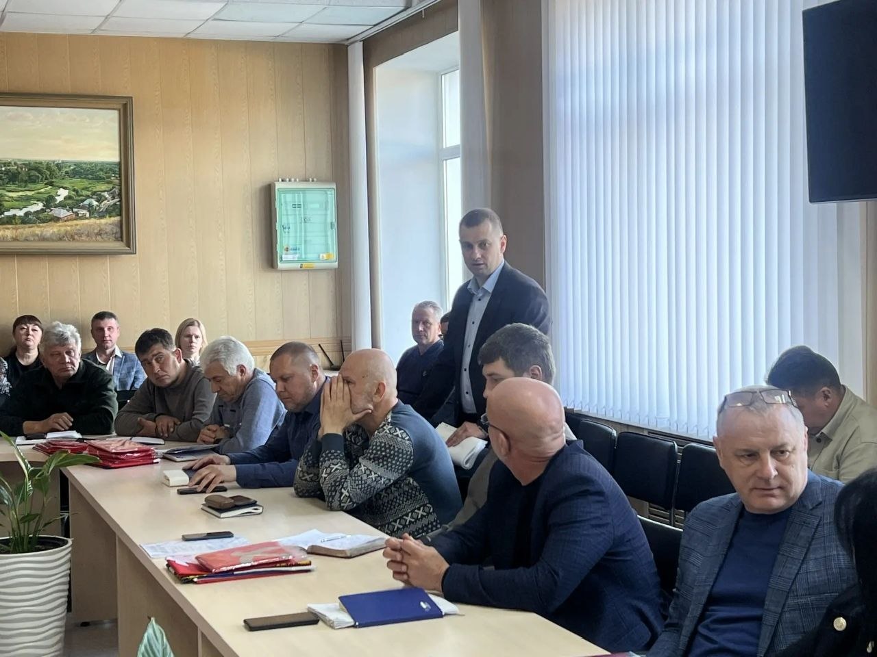 Владимир Переверзев: В администрации Борисовского округа состоялось очередное рабочее совещание Владимир Переверзев: В администрации Борисовского округа состоялось очередное рабочее совещание