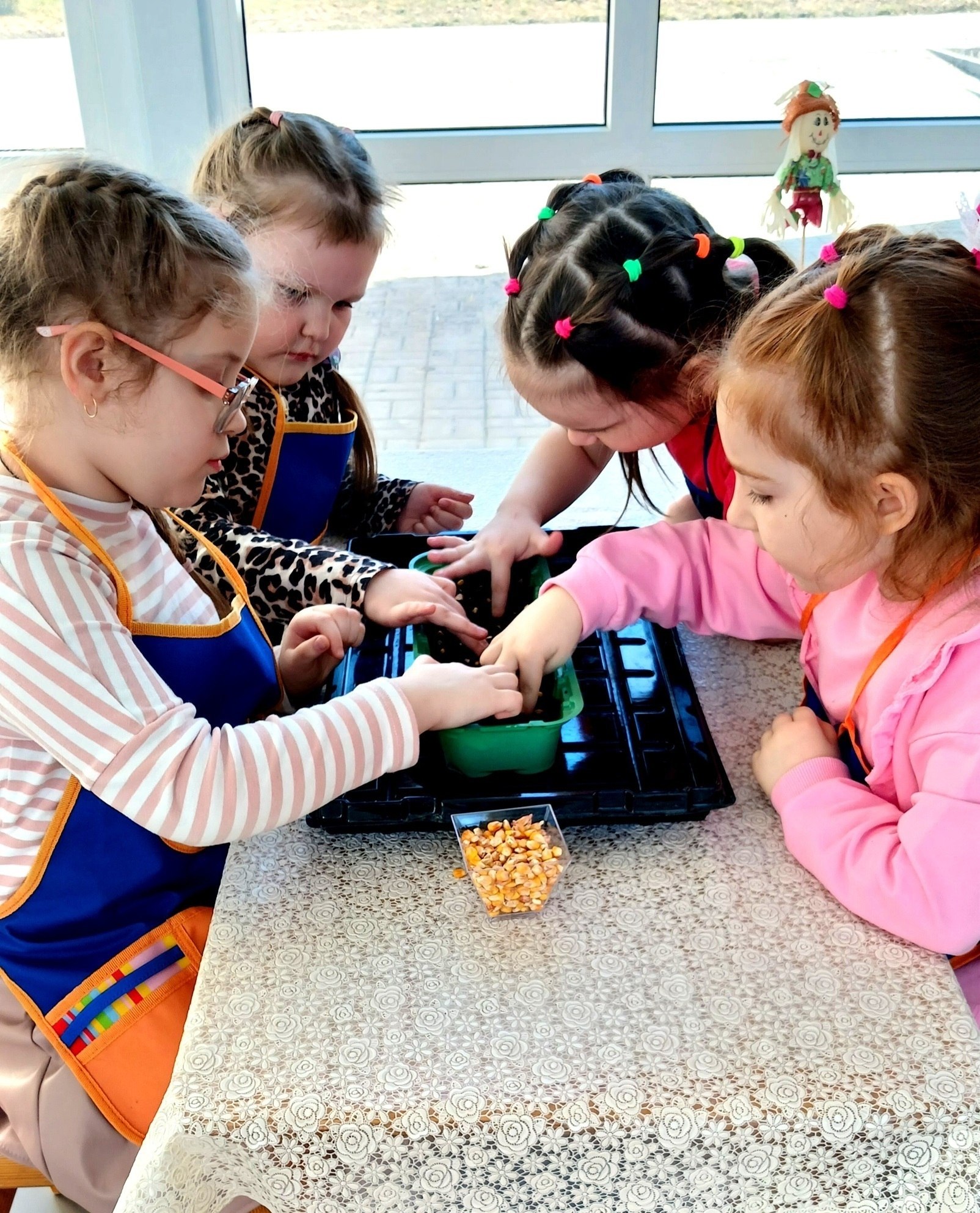 В дошкольных учреждениях нашего округа реализуется системная профориентационная работа в рамках нацпроекта «Молодёжь и дети» В дошкольных учреждениях нашего округа реализуется системная профориентационная работа в рамках нацпроекта «Молодёжь и дети»