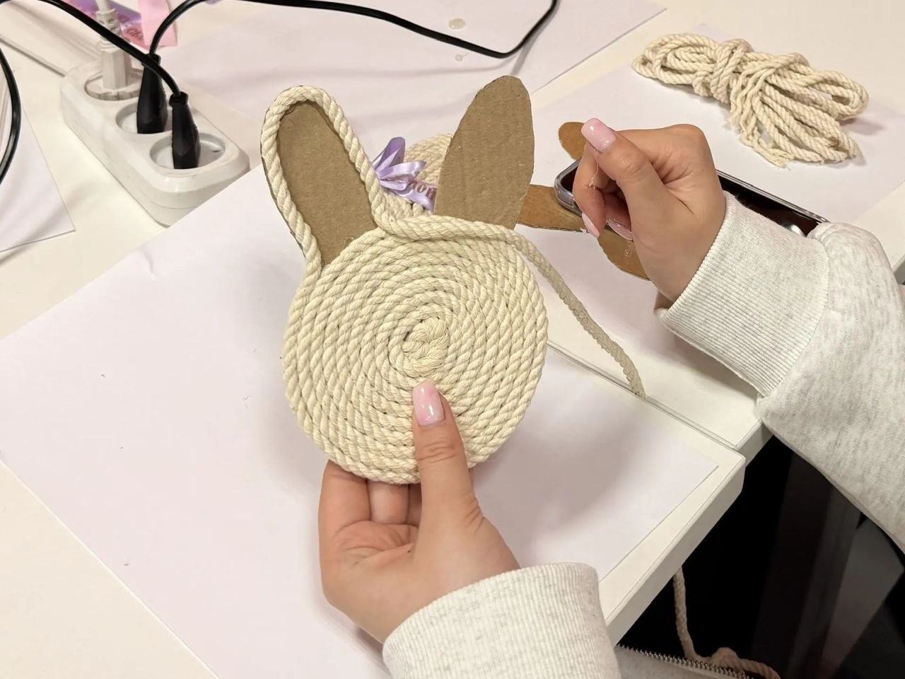 Олег Медведев: В Центре молодёжных инициатив прошла творческая встреча-мастер-класс: ребята мастерили подставки под кружки в форме кроликов Олег Медведев: В Центре молодёжных инициатив прошла творческая встреча-мастер-класс: ребята мастерили подставки под кружки в форме кроликов