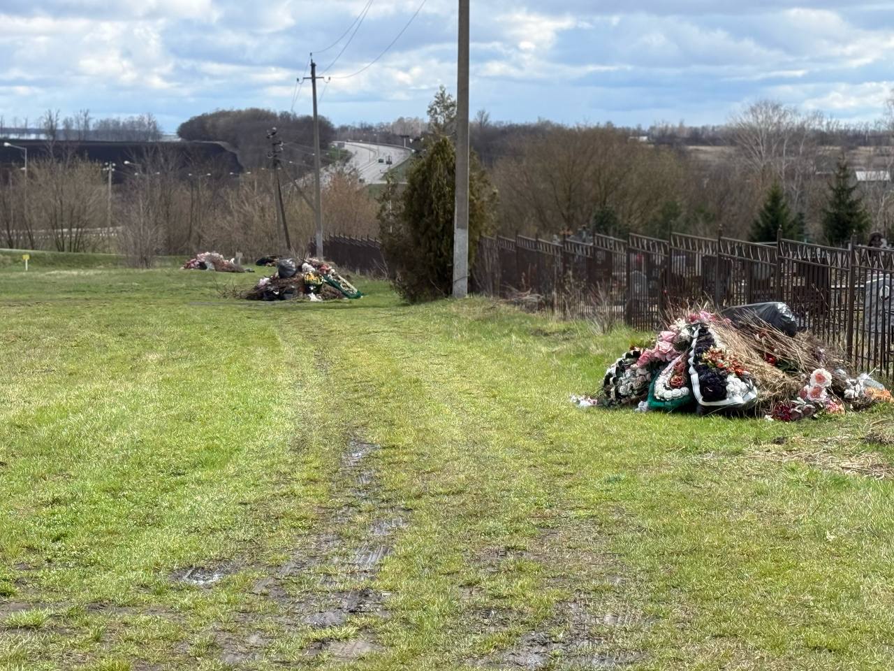 Татьяна Круглякова: Проверила, как идёт подготовка кладбищ к предстоящему празднику Светлого Христова Воскресения Татьяна Круглякова: Проверила, как идёт подготовка кладбищ к предстоящему празднику Светлого Христова Воскресения