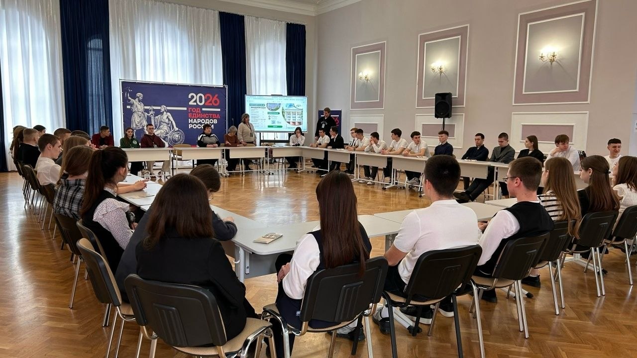 Школьники образовательных учреждений Новооскольского муниципального округа погрузились в мир профессий, реализуемых на историко-филологическом факультете НИУ «БелГУ»