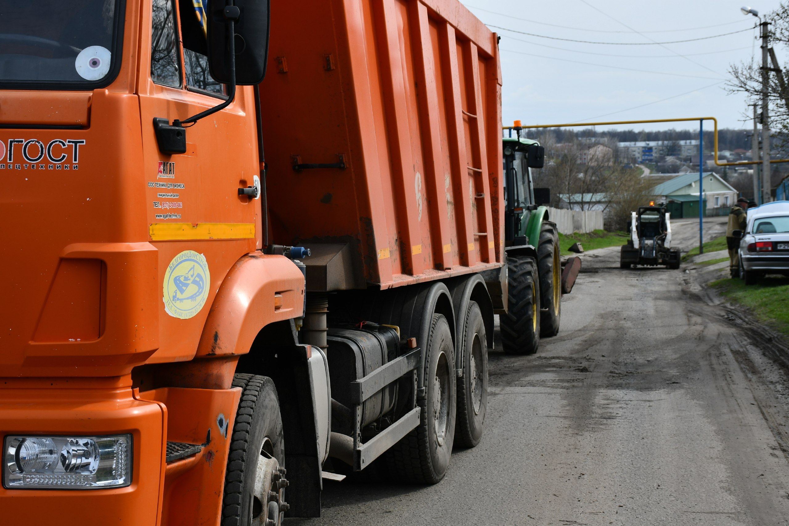 В Красногвардейском округе продолжается строительство дороги возле Николаевского В Красногвардейском округе продолжается строительство дороги возле Николаевского