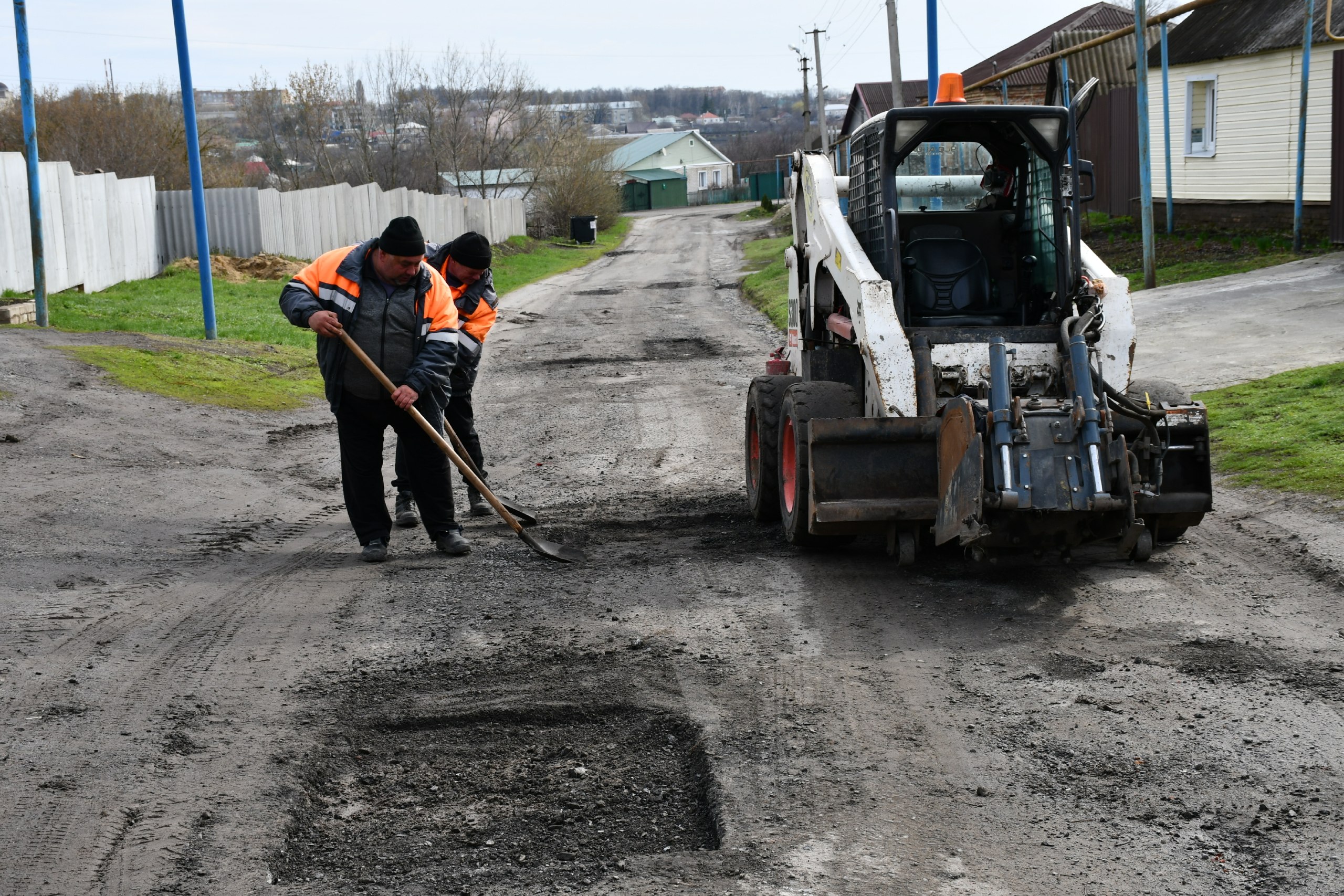 В Красногвардейском округе продолжается строительство дороги возле Николаевского В Красногвардейском округе продолжается строительство дороги возле Николаевского