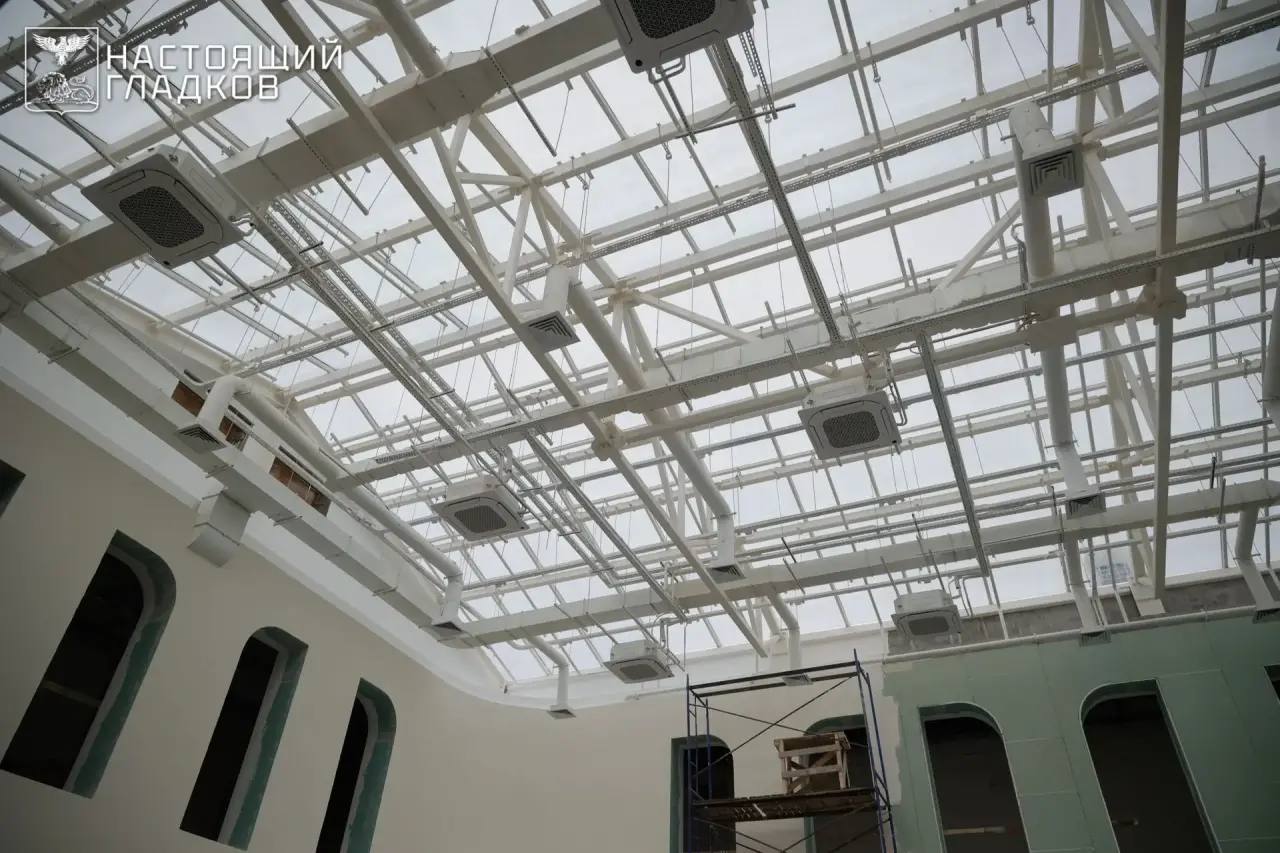 Вячеслав Гладков: Накануне заехал на стройплощадку школы «Пифагор» на улице Орлова в Белгороде Вячеслав Гладков: Накануне заехал на стройплощадку школы «Пифагор» на улице Орлова в Белгороде