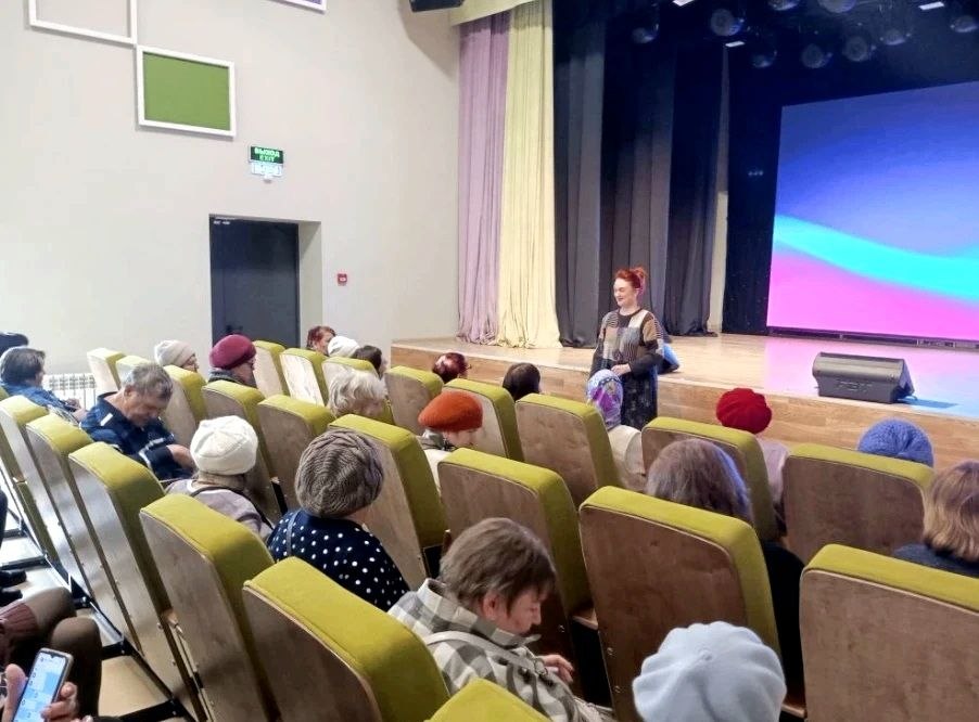 Жители Чернянского района посетили Новооскольский округ в рамках проекта по социальному туризму «К соседям в гости» Жители Чернянского района посетили Новооскольский округ в рамках проекта по социальному туризму «К соседям в гости»