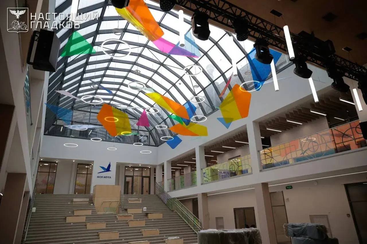 Вячеслав Гладков: В Белгородском округе посмотрел, как идет строительство школы на 750 мест в микрорайоне Стрелецкое-23 Вячеслав Гладков: В Белгородском округе посмотрел, как идет строительство школы на 750 мест в микрорайоне Стрелецкое-23