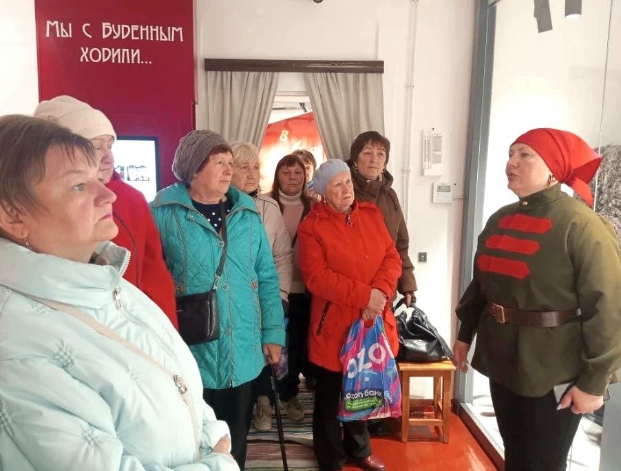 Жители Чернянского района посетили Новооскольский округ в рамках проекта по социальному туризму «К соседям в гости» Жители Чернянского района посетили Новооскольский округ в рамках проекта по социальному туризму «К соседям в гости»