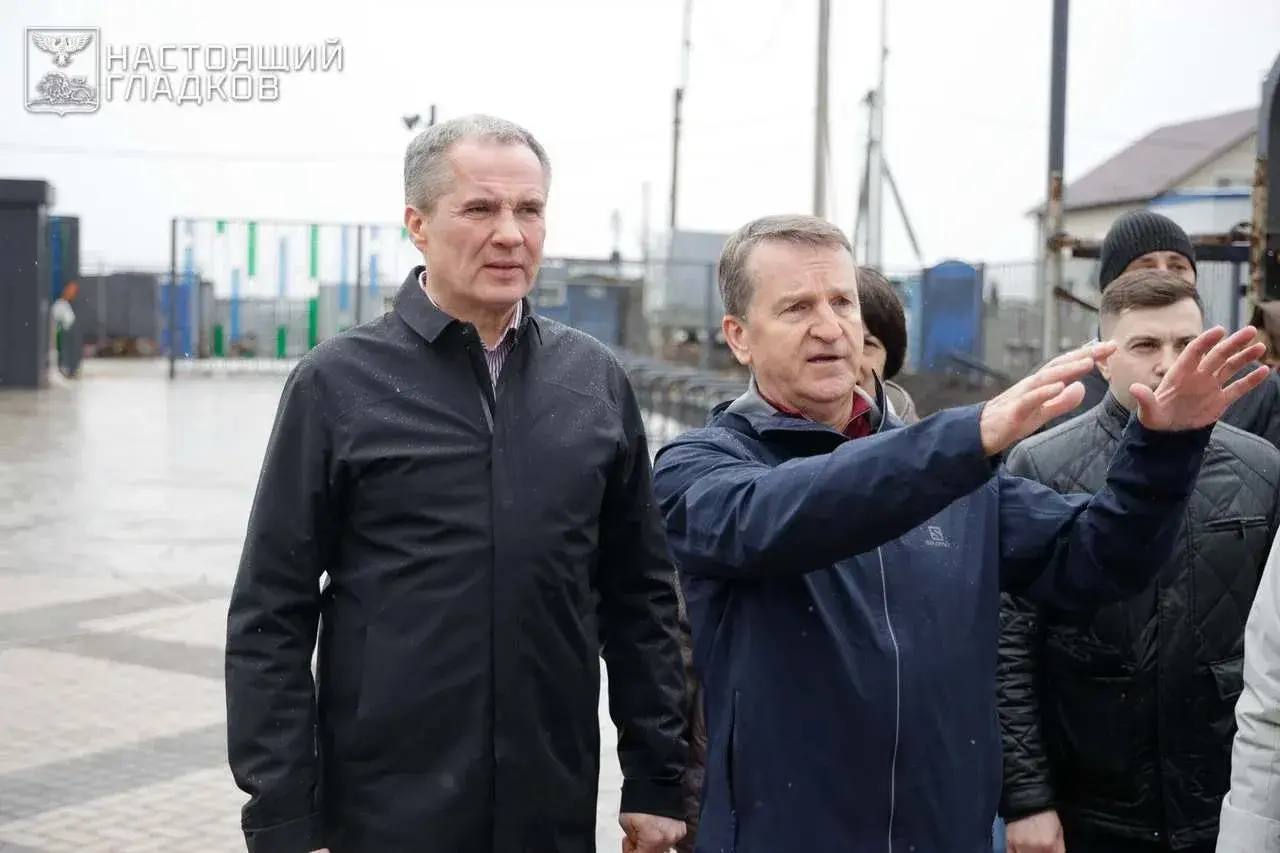 Вячеслав Гладков: В Белгородском округе посмотрел, как идет строительство школы на 750 мест в микрорайоне Стрелецкое-23 Вячеслав Гладков: В Белгородском округе посмотрел, как идет строительство школы на 750 мест в микрорайоне Стрелецкое-23