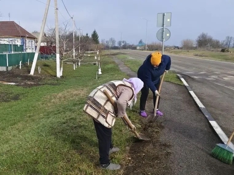 В Ракитянском округе продолжаются субботники В Ракитянском округе продолжаются субботники