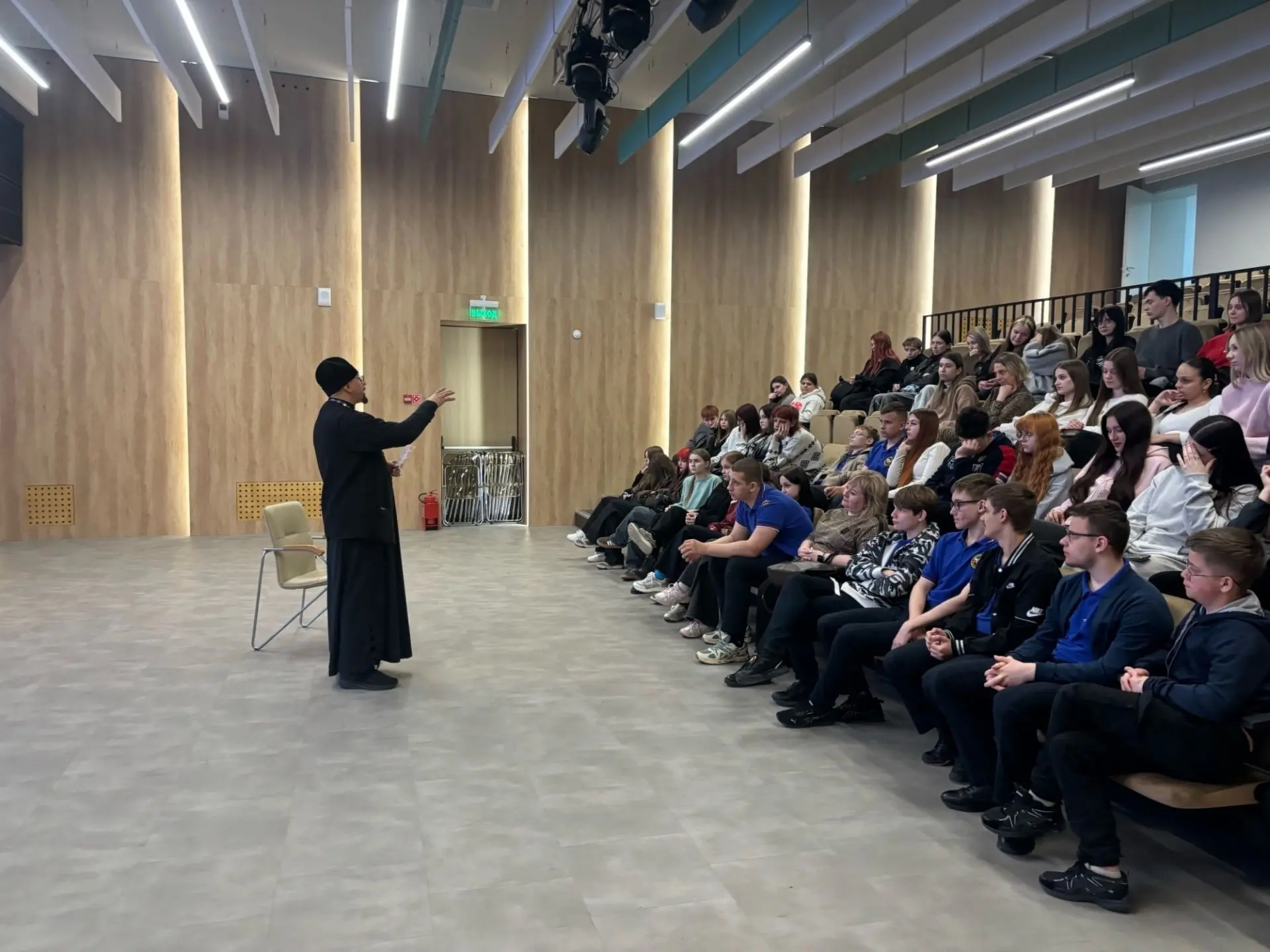 Встреча прошла в преддверии праздника Светлой Пасхи