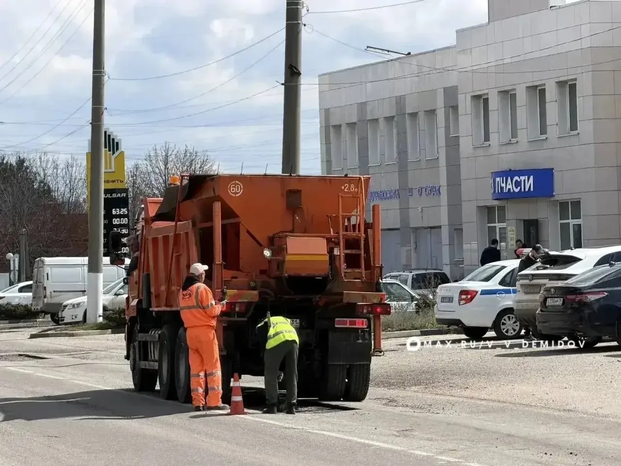 Валентин Демидов: дорожные службы Белгорода выполнили около 14,5 тыс Валентин Демидов: дорожные службы Белгорода выполнили около 14,5 тыс