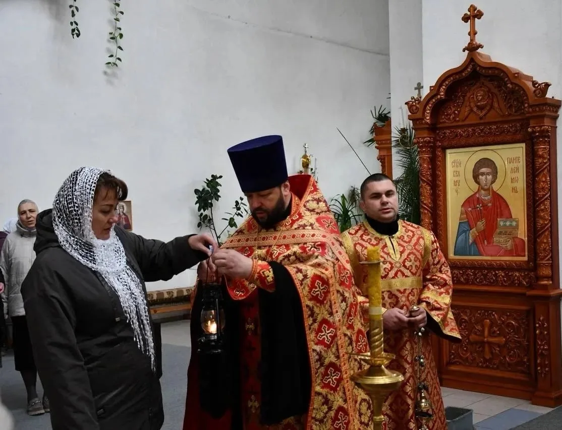 Свет Благодатного огня — в Красногвардейском округе Свет Благодатного огня — в Красногвардейском округе