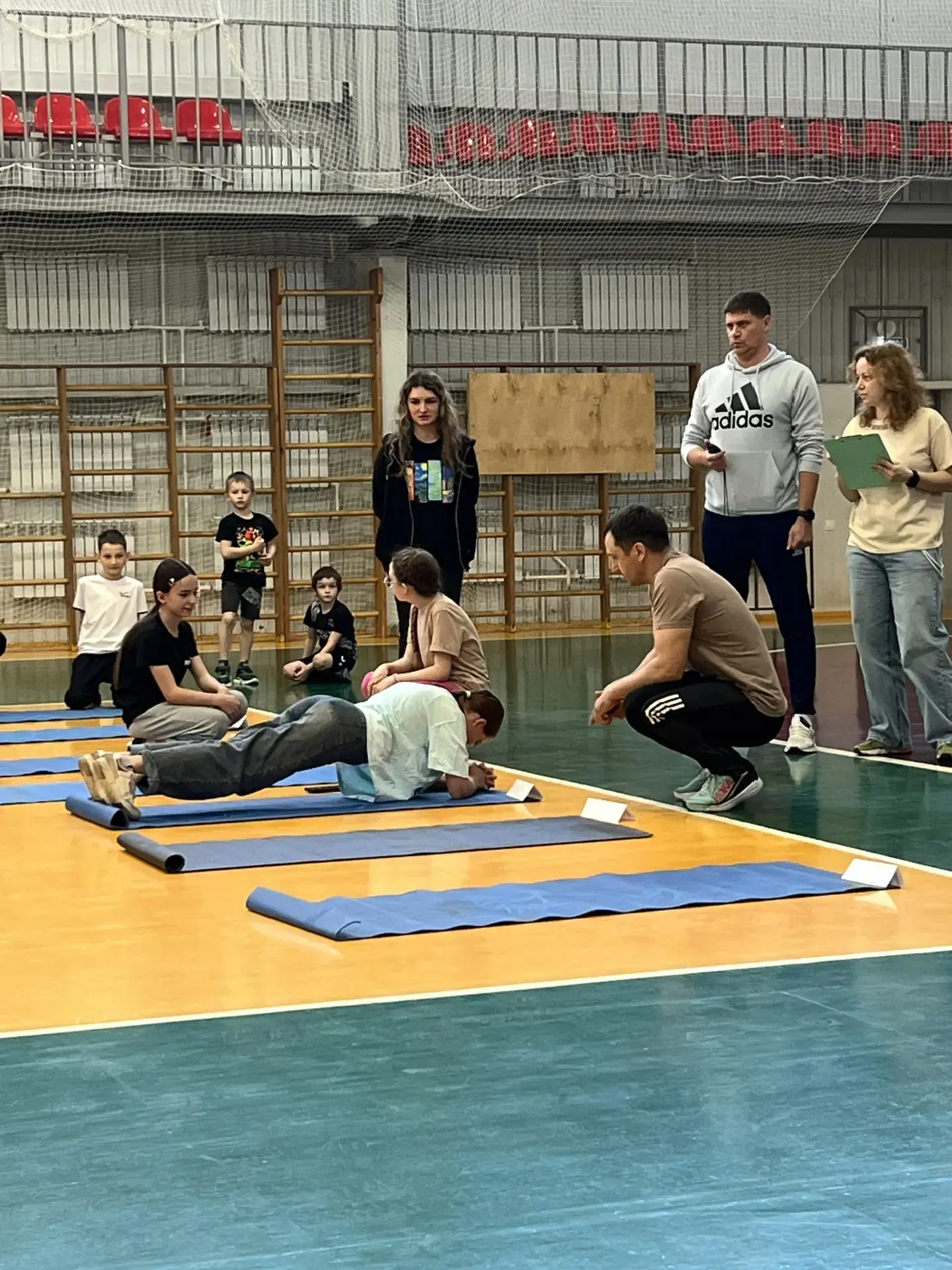 Владимир Переверзев: От слов к делу: Как Борисовский округ поддержал акцию «Чистое поколение - 2026» Владимир Переверзев: От слов к делу: Как Борисовский округ поддержал акцию «Чистое поколение - 2026»