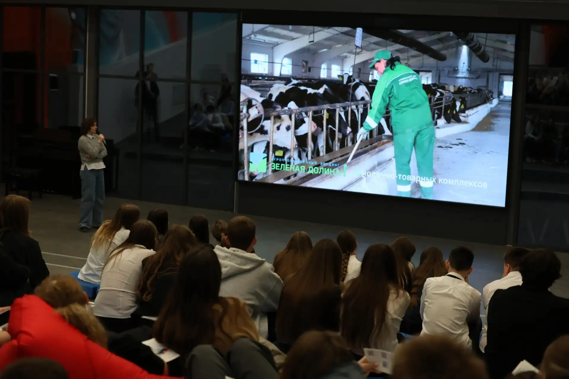 Олег Медведев: 13 апреля в Школе креативных индустрий г. Строитель прошло профориентационное мероприятие "Мой путь в выборе профессии" Олег Медведев: 13 апреля в Школе креативных индустрий г. Строитель прошло профориентационное мероприятие "Мой путь в выборе профессии"