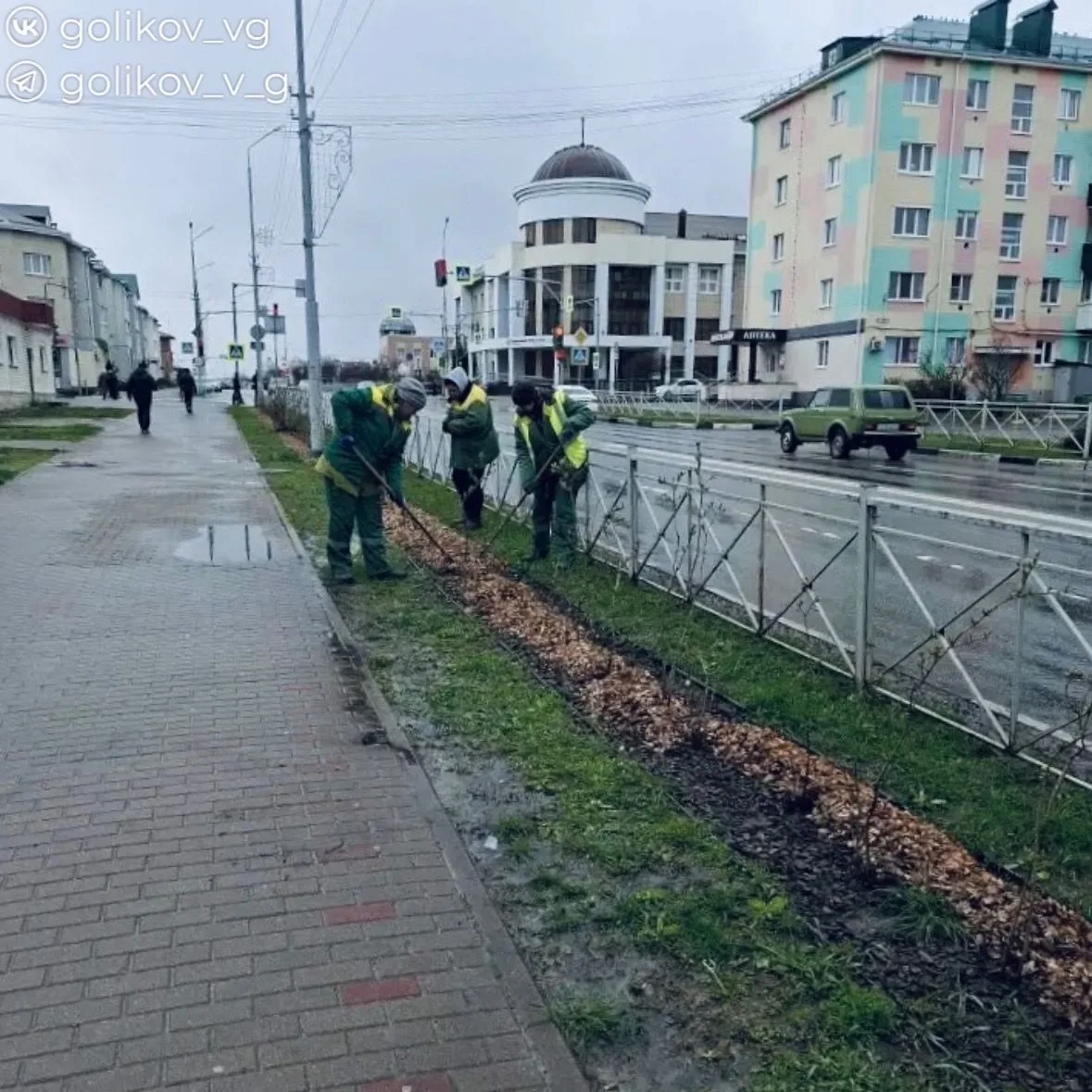 Весна в этом году выдалась активной, а значит, и работы у коммунальных служб и управляющих компаний прибавилось Весна в этом году выдалась активной, а значит, и работы у коммунальных служб и управляющих компаний прибавилось