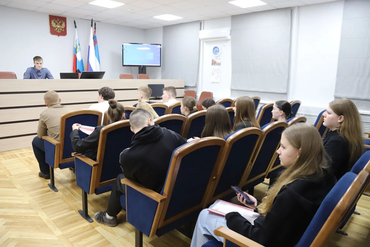 Наши дублёры приступили к управлению округом Наши дублёры приступили к управлению округом