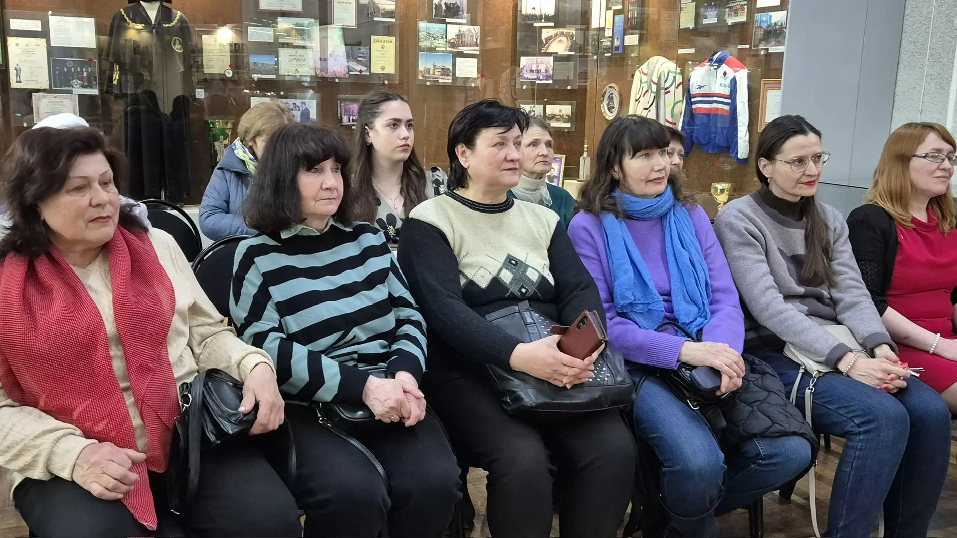 Сегодня в Белгородском государственном историко-краеведческом музее состоялась музыкальная гостиная «Хранители времени Сегодня в Белгородском государственном историко-краеведческом музее состоялась музыкальная гостиная «Хранители времени