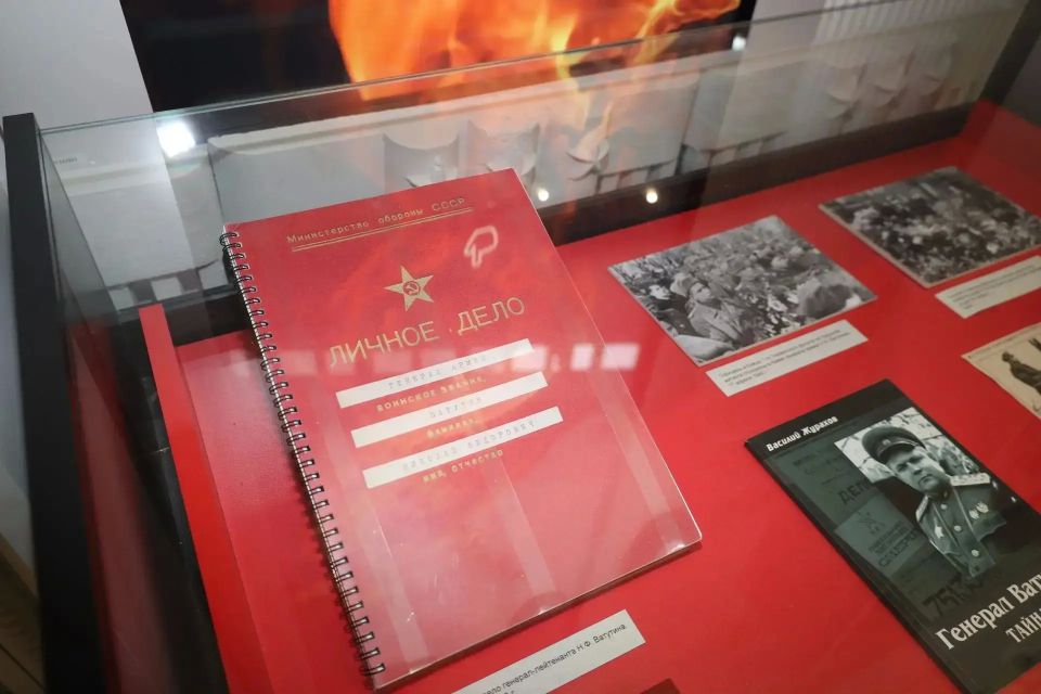 Посетители музея-диорамы познакомились с выставкой «Полководцы Победы»