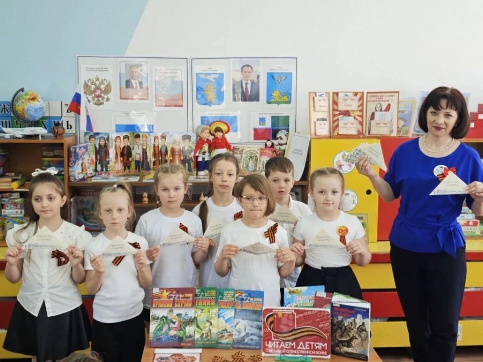 Белгородская детская библиотека имени А.А. Лиханова присоединилась к XVII Международной акции «Читаем детям о войне» Белгородская детская библиотека имени А.А. Лиханова присоединилась к XVII Международной акции «Читаем детям о войне»