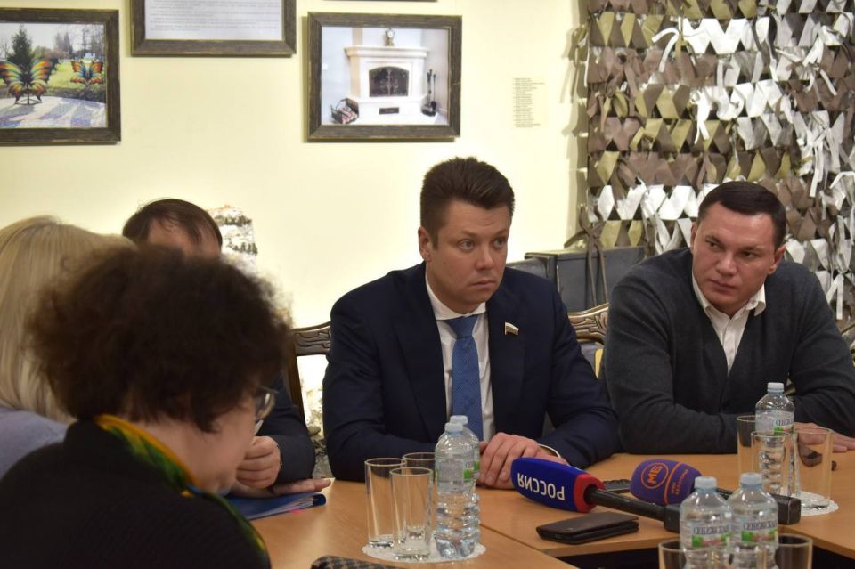 Стартовал приём заявок на конкурс-премию для представителей музейного дела нашего региона, приуроченную к Году единства народов России Стартовал приём заявок на конкурс-премию для представителей музейного дела нашего региона, приуроченную к Году единства народов России