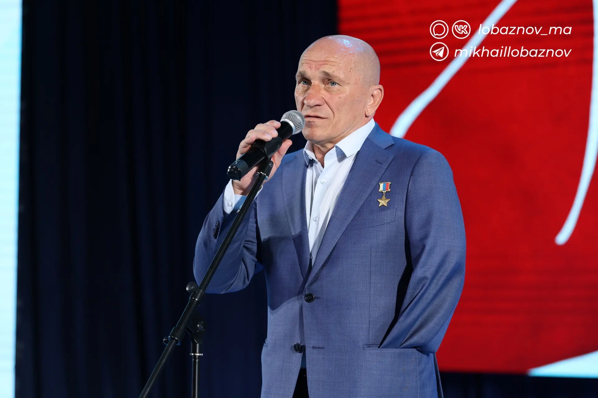 Михаил Лобазнов: Принял участие в торжественном мероприятии «На всю оставшуюся жизнь» совместно с генеральным директором компании «Металлоинвест» Александром Николаевичем Поповым Михаил Лобазнов: Принял участие в торжественном мероприятии «На всю оставшуюся жизнь» совместно с генеральным директором компании «Металлоинвест» Александром Николаевичем Поповым