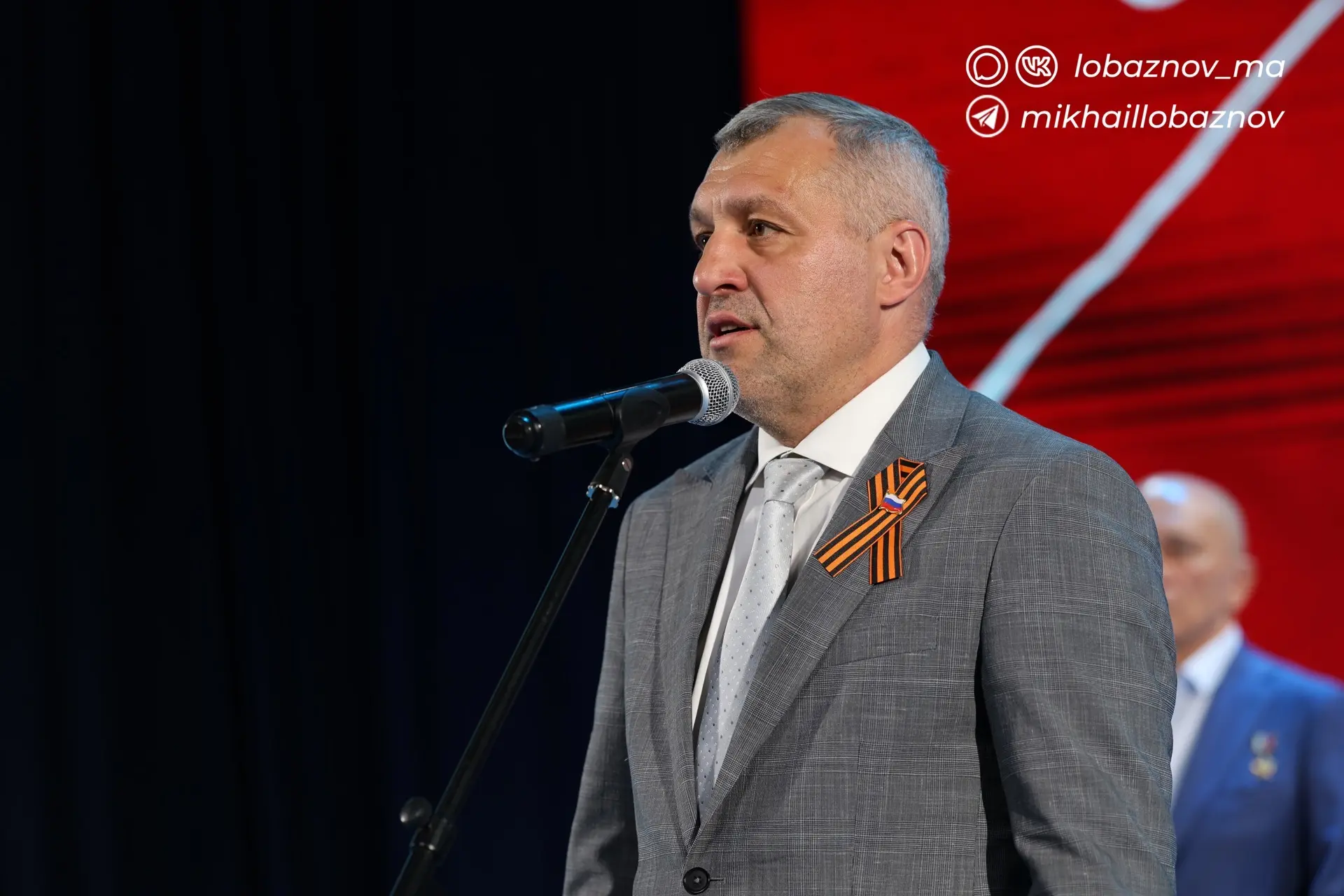 Михаил Лобазнов: Принял участие в торжественном мероприятии «На всю оставшуюся жизнь» совместно с генеральным директором компании «Металлоинвест» Александром Николаевичем Поповым Михаил Лобазнов: Принял участие в торжественном мероприятии «На всю оставшуюся жизнь» совместно с генеральным директором компании «Металлоинвест» Александром Николаевичем Поповым