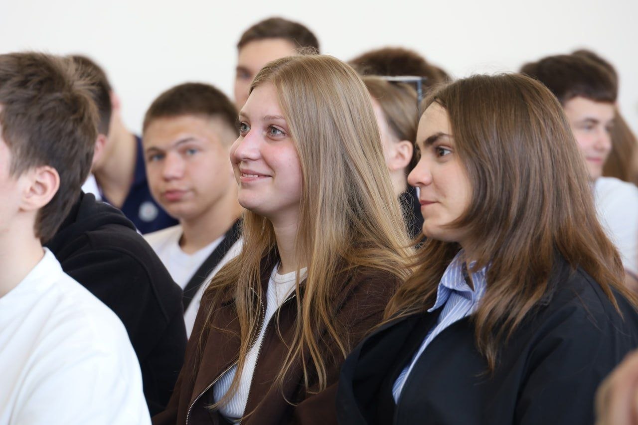В Шебекинском округе прошло профориентационное мероприятие для выпускников В Шебекинском округе прошло профориентационное мероприятие для выпускников