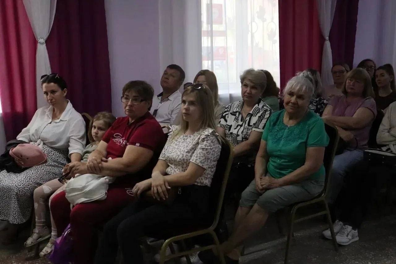 Татьяна Круглякова: Вчера завершила день встречей с жителями посёлка Северный Татьяна Круглякова: Вчера завершила день встречей с жителями посёлка Северный
