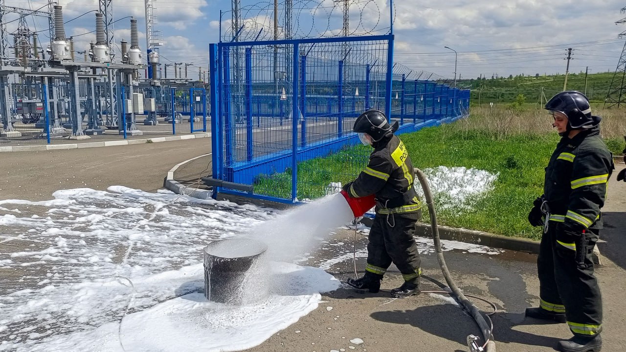 Энергетики «Белгородэнерго» и сотрудники МЧС отработали ликвидацию пожара на подстанции Энергетики «Белгородэнерго» и сотрудники МЧС отработали ликвидацию пожара на подстанции