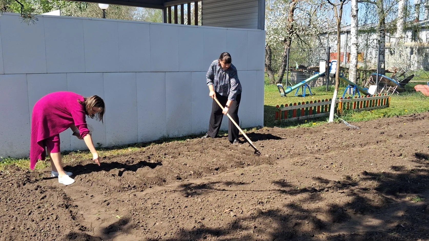 В детском саду «Капелька» активно реализуется проект «Растём, чтобы выращивать» В детском саду «Капелька» активно реализуется проект «Растём, чтобы выращивать»
