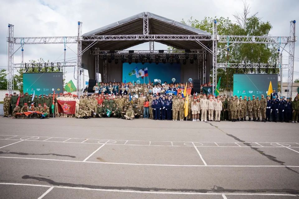 Команда ВПК «Сокол» Засосенской школы стала победителем регионального этапа «Зарницы 2.0» Команда ВПК «Сокол» Засосенской школы стала победителем регионального этапа «Зарницы 2.0»