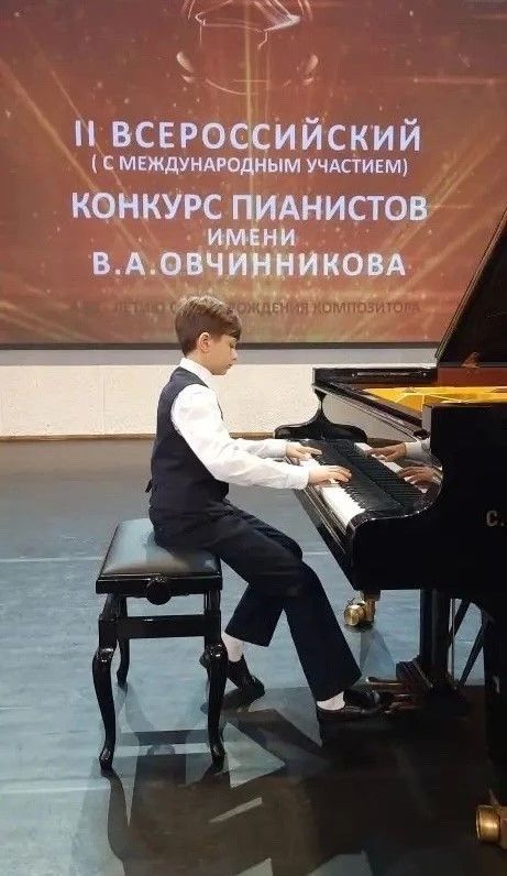 Пианисты из Старого Оскола стали победителями и лауреатами Всероссийского конкурса пианистов им. В.А. Овчинникова Пианисты из Старого Оскола стали победителями и лауреатами Всероссийского конкурса пианистов им. В.А. Овчинникова