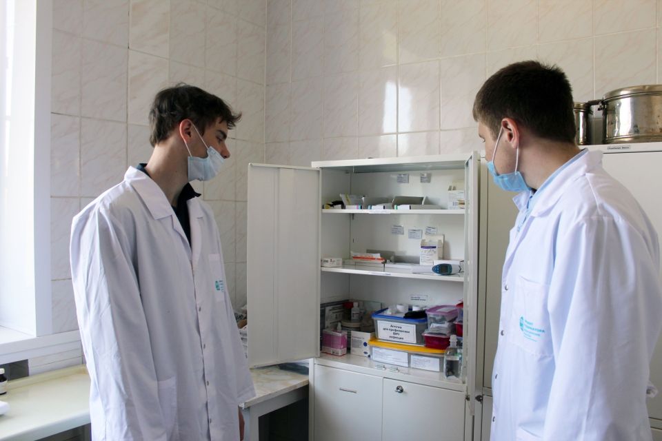 Будущие медики на практике: погружение в работу больницы Будущие медики на практике: погружение в работу больницы