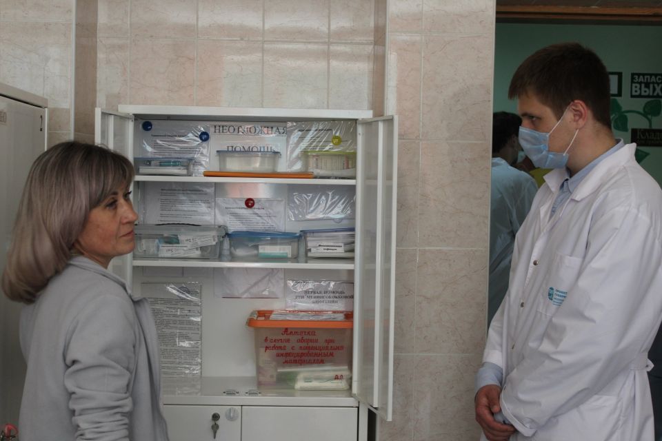 Будущие медики на практике: погружение в работу больницы Будущие медики на практике: погружение в работу больницы
