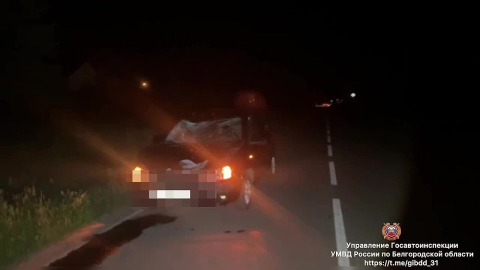 В Комсомольском столкнулись электросамокат и машина: пострадали парень и девушка